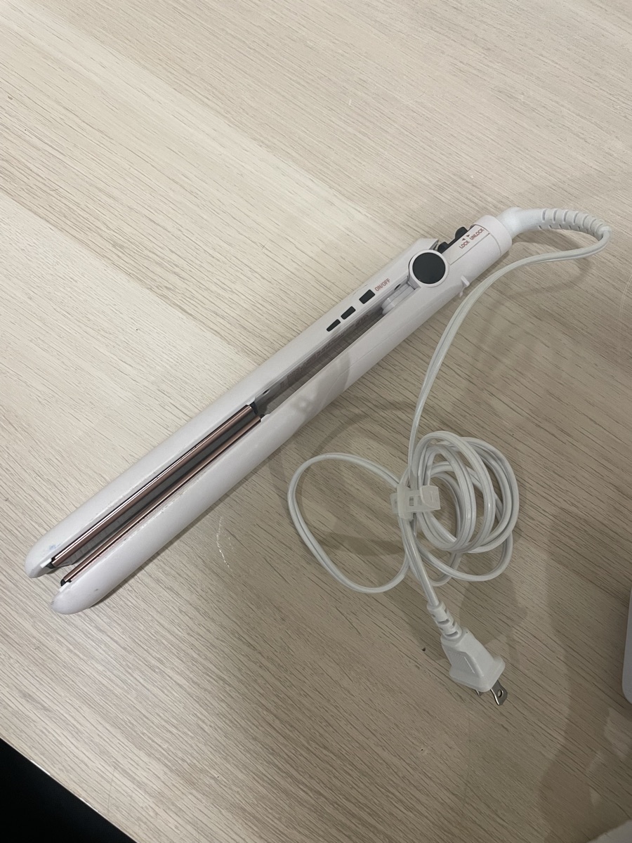 CONAIR straightener