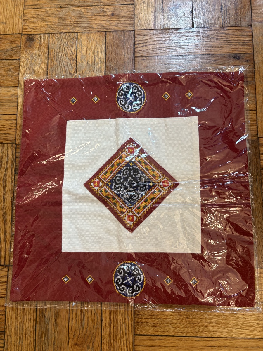 Decorative Vietnamese pillow cover 