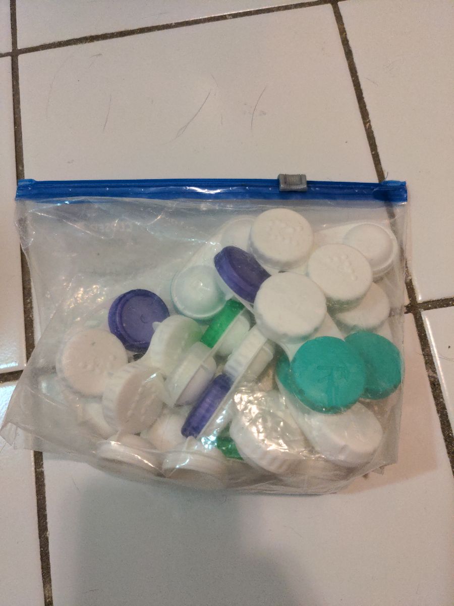 Contact lense cases - several