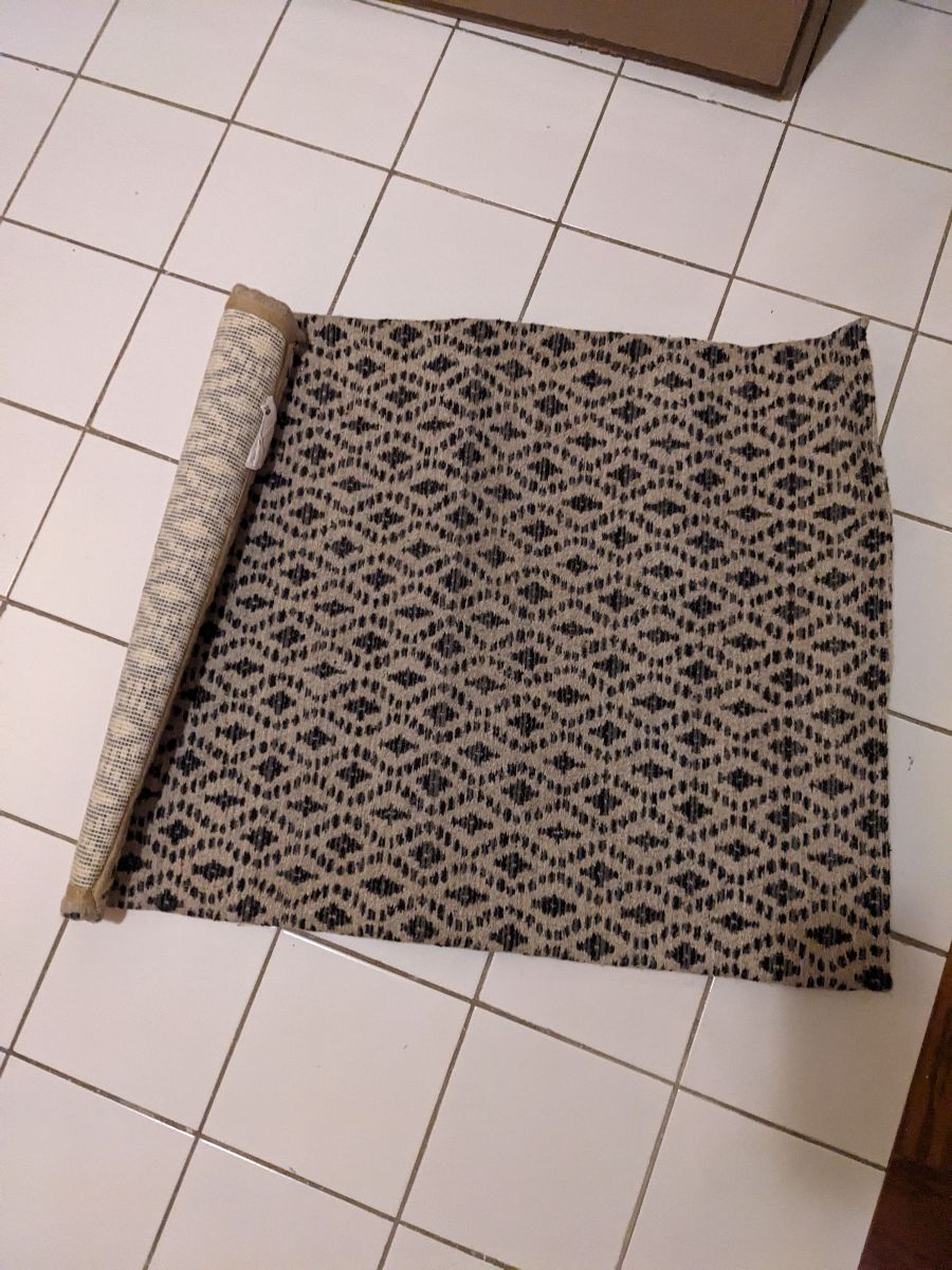 25" by 35" Rug