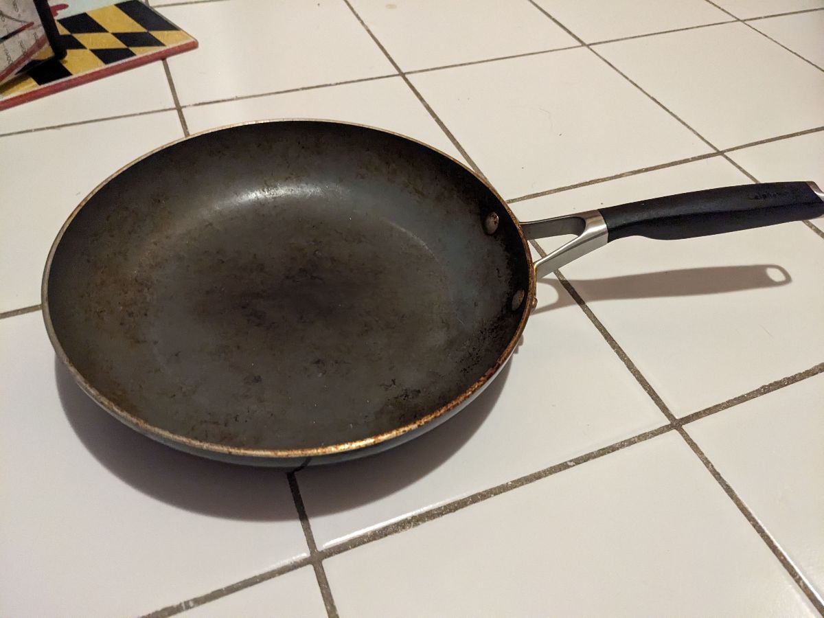 Frying pan