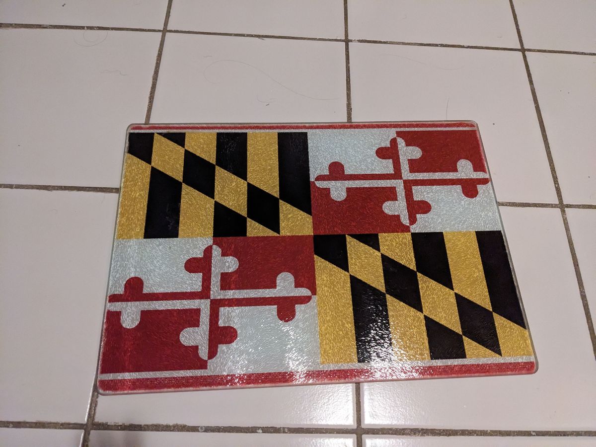 Maryland flag cutting board