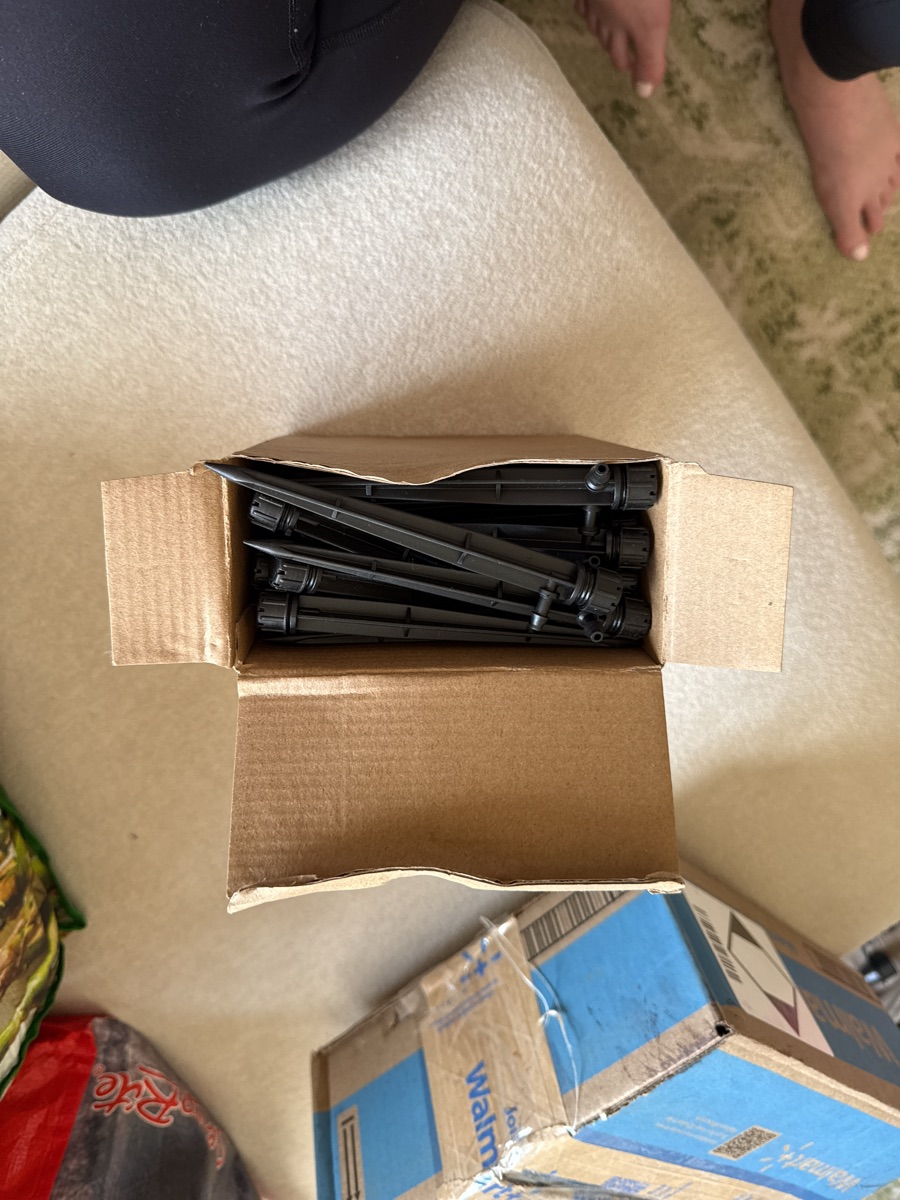 Drip irrigation emitters