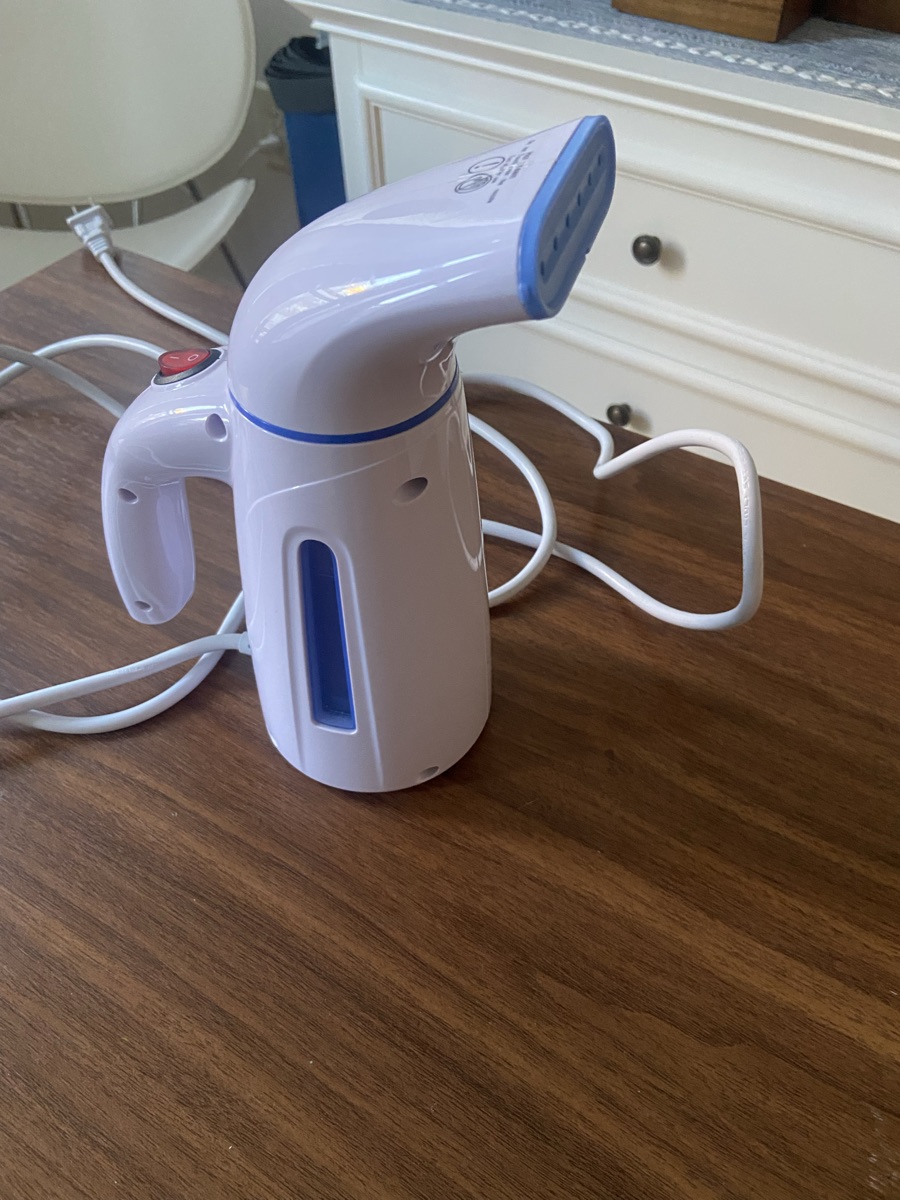 Small steamer - simple on/of button 