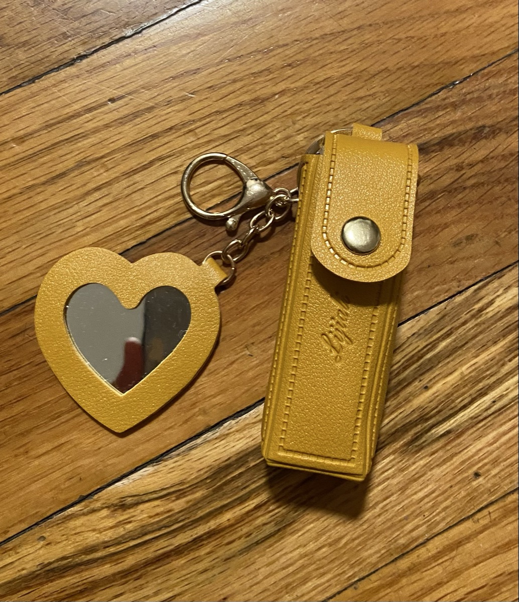 New lipstick holder with mini mirror 