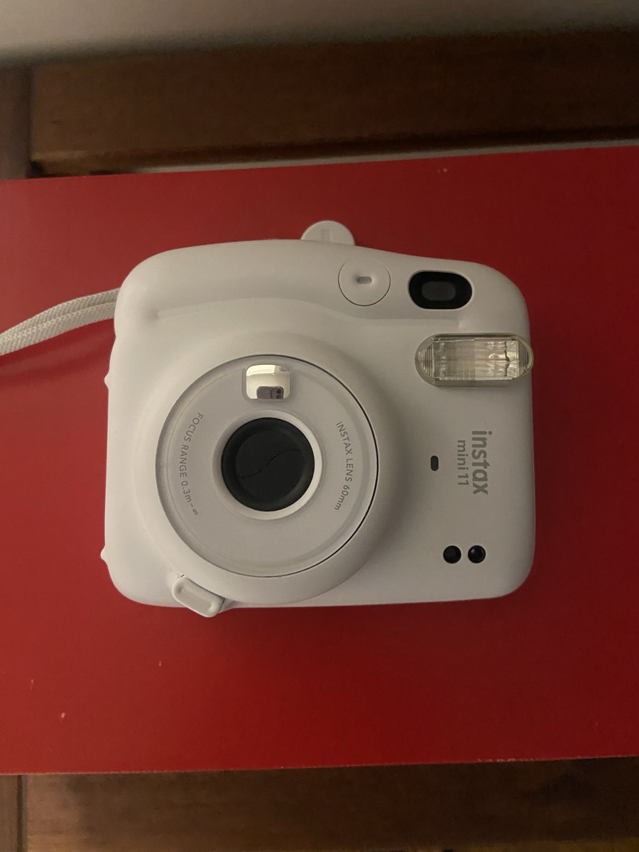 Instax Mini 11 camera