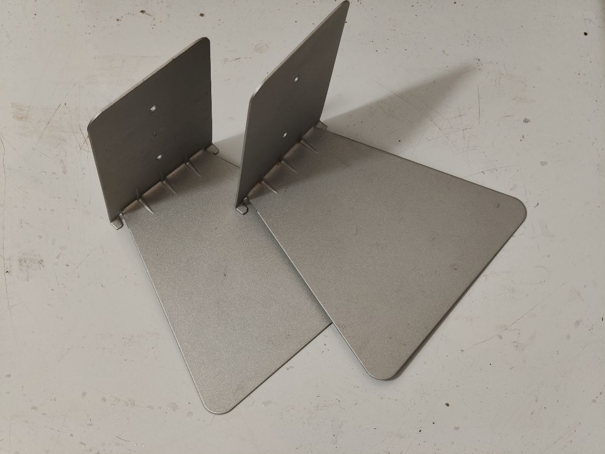 Umbra invisible bookshelves 