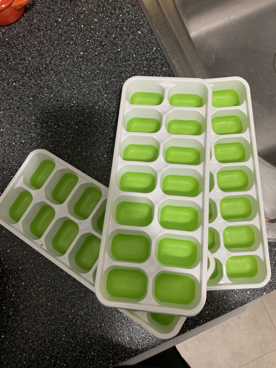 3 ice trays