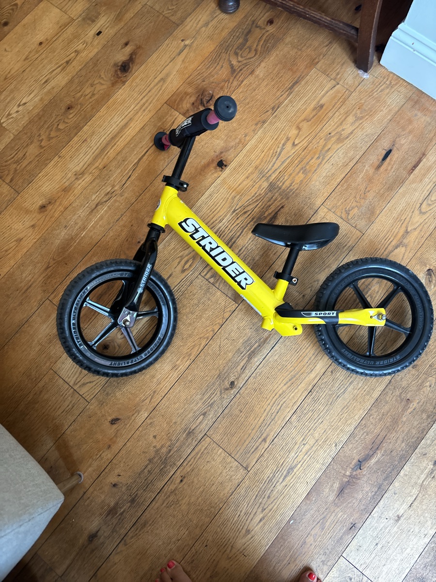 Strider yellow 