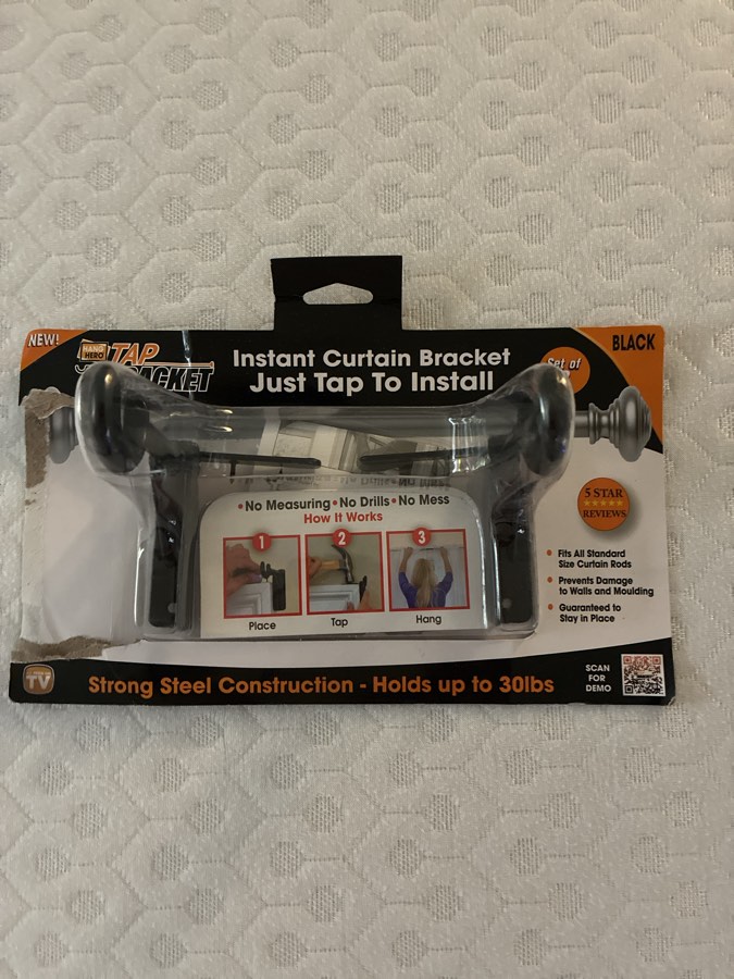 Curtain hooks
