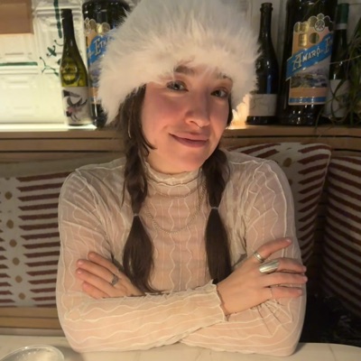 Lily F's avatar