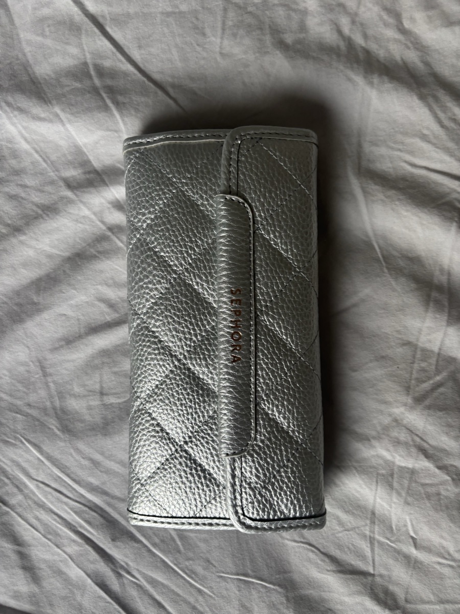 Makeup brushes and case