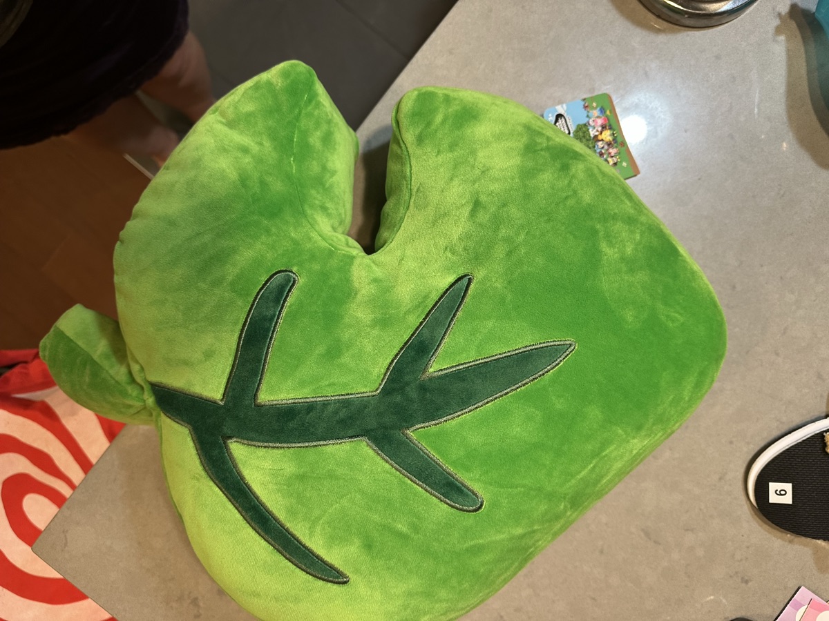 Animal Crossing Leaf plush 