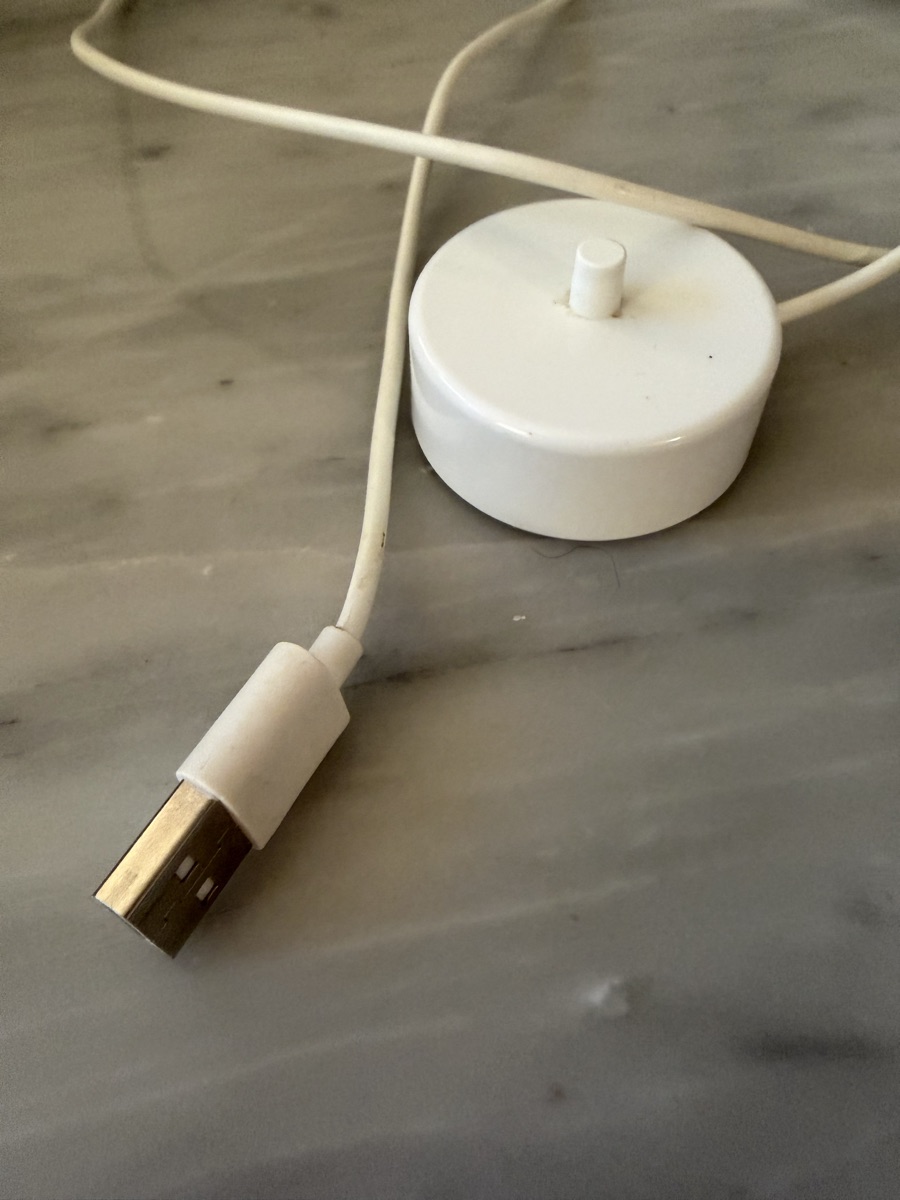 Phillips Sonicare 4100 toothbrush charger