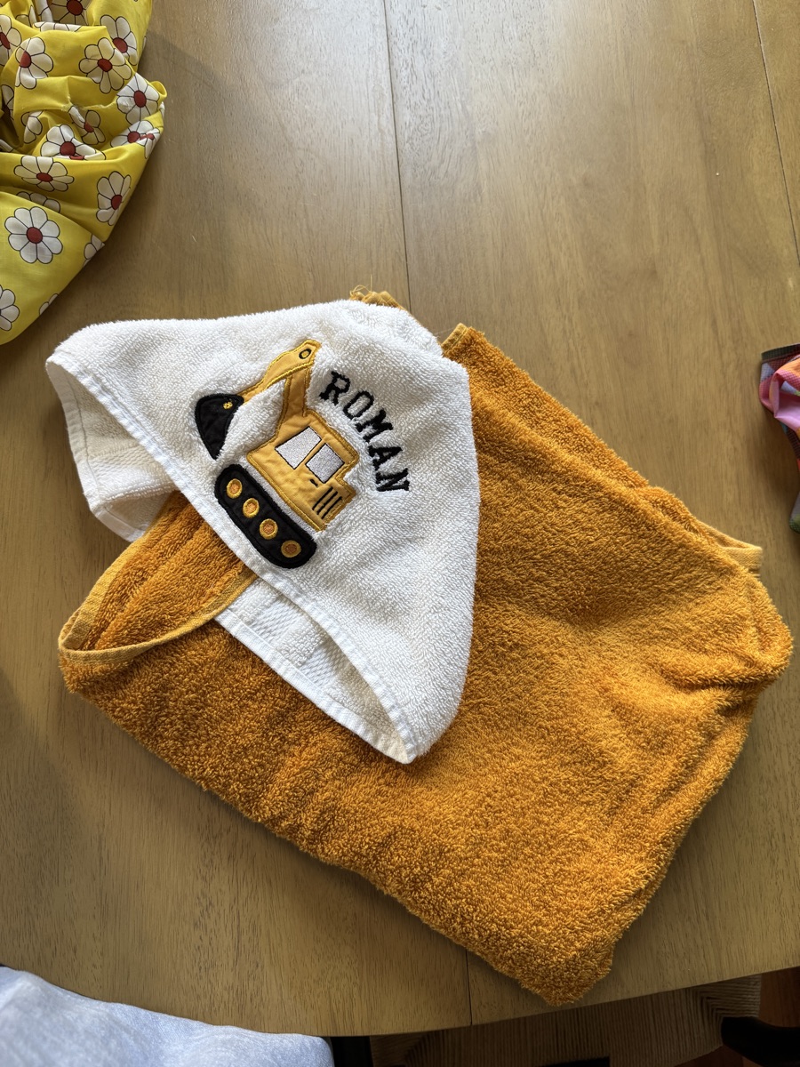 Roman Towel