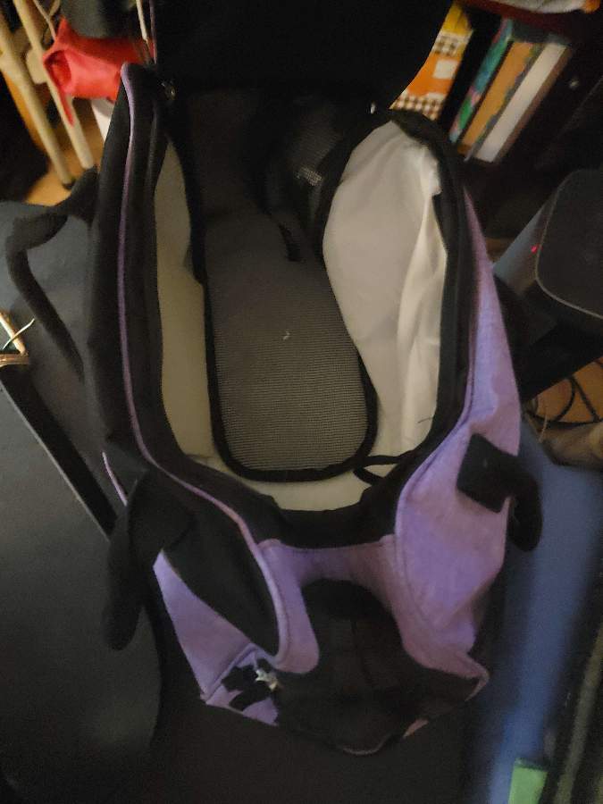 Pet carrier