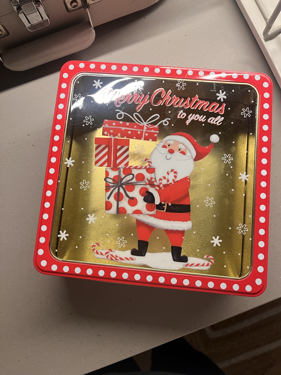 Christmas tin
