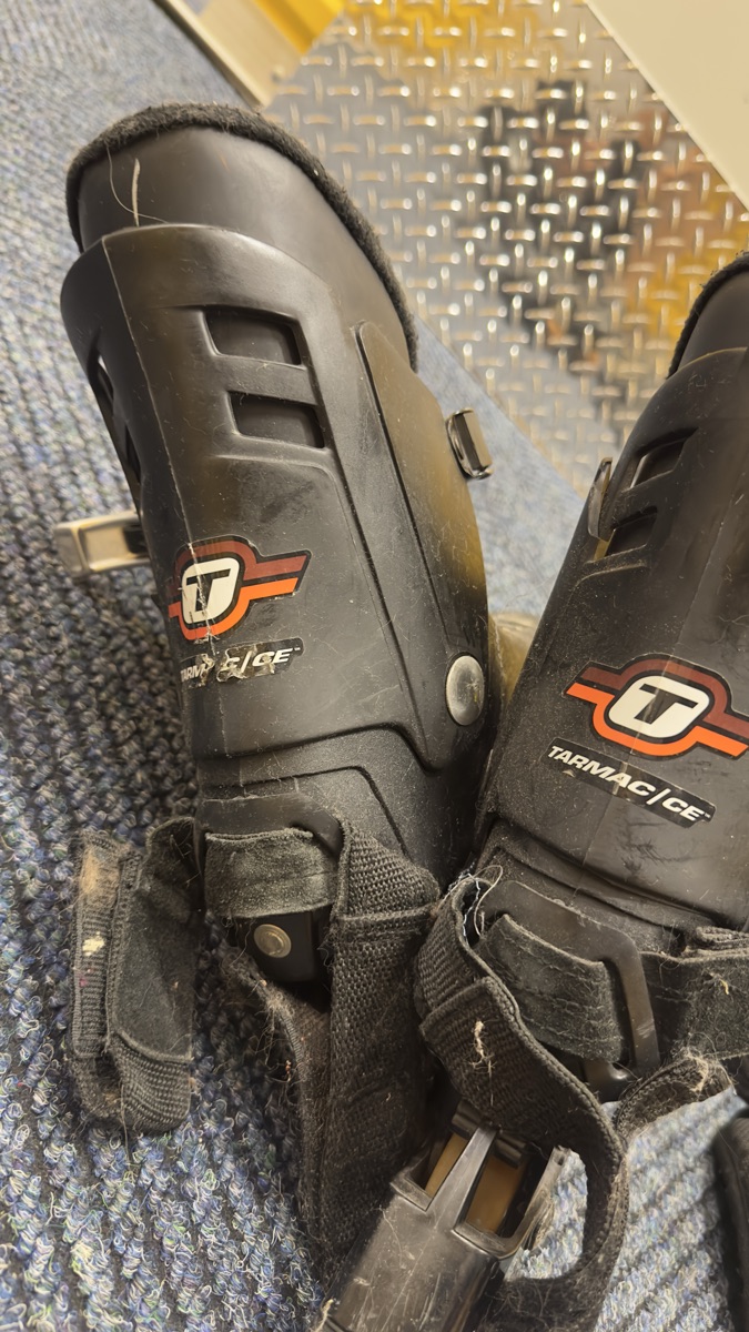 Ancient Tarmac Rollerblades