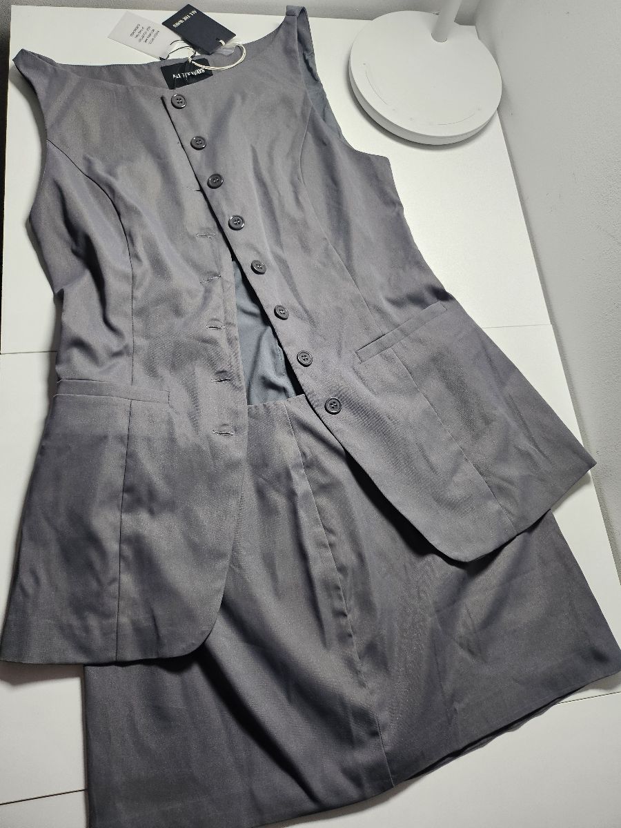 NWT Revolve Gray Vest and Skirt Set Size Medium Aritizia like style