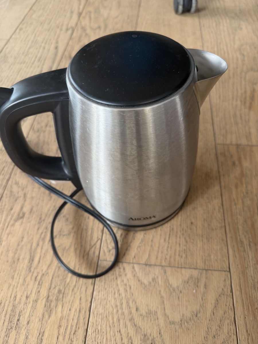 Stainless steel electric kettle