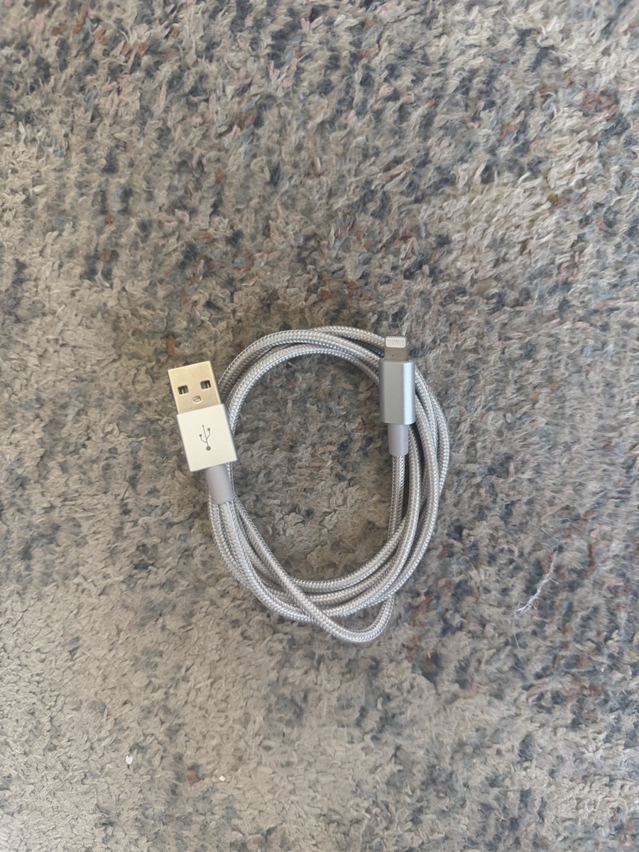 Apple USB to lightning