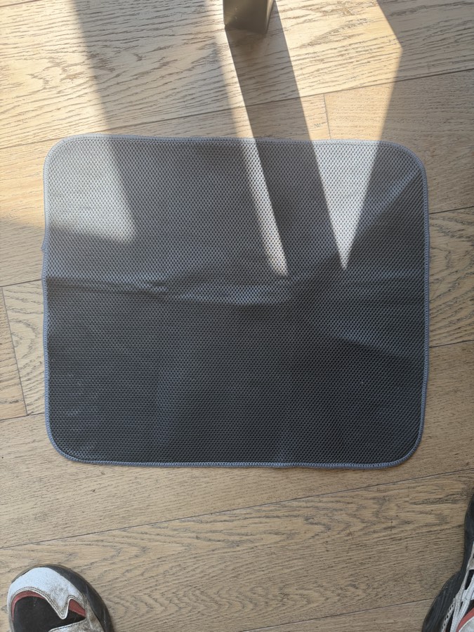 Dish drying pad 