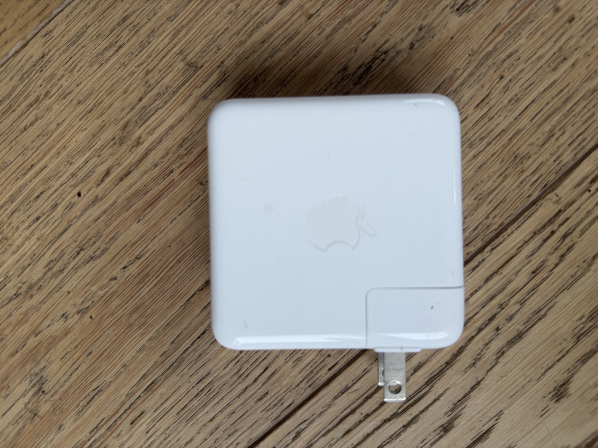 61W USB‑C Power Adapter (Model A1947)