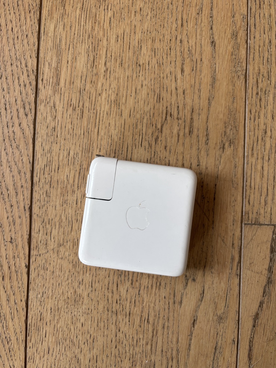 61W Apple USB-C changing brick