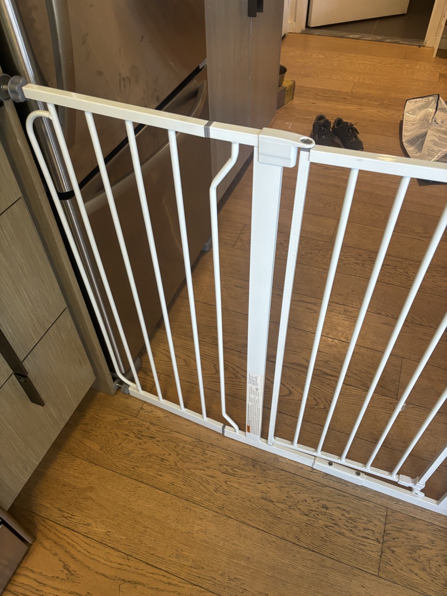 Pet gate with extender 1