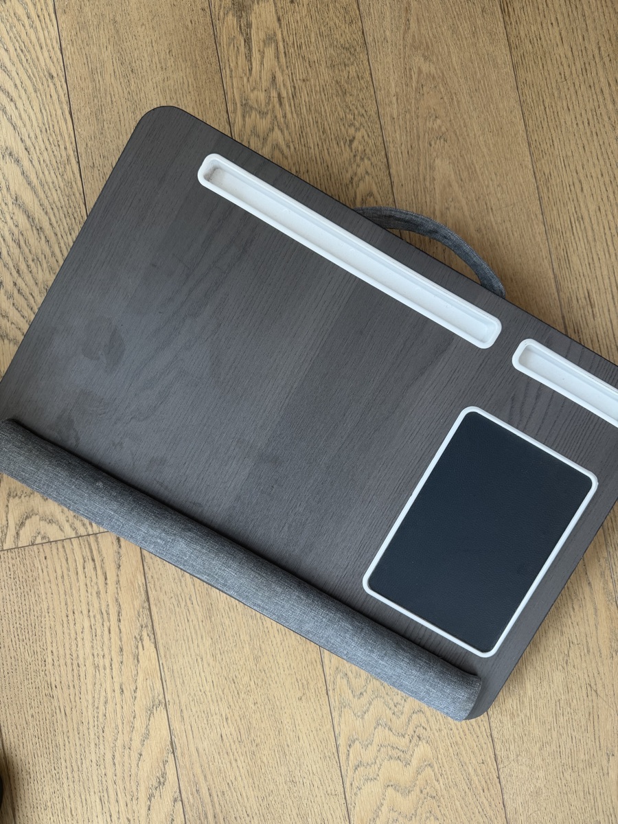 Lap desk